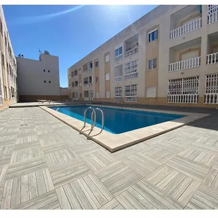 Sunny 1-Bed Apartment In Torrevieja * Torrevieja